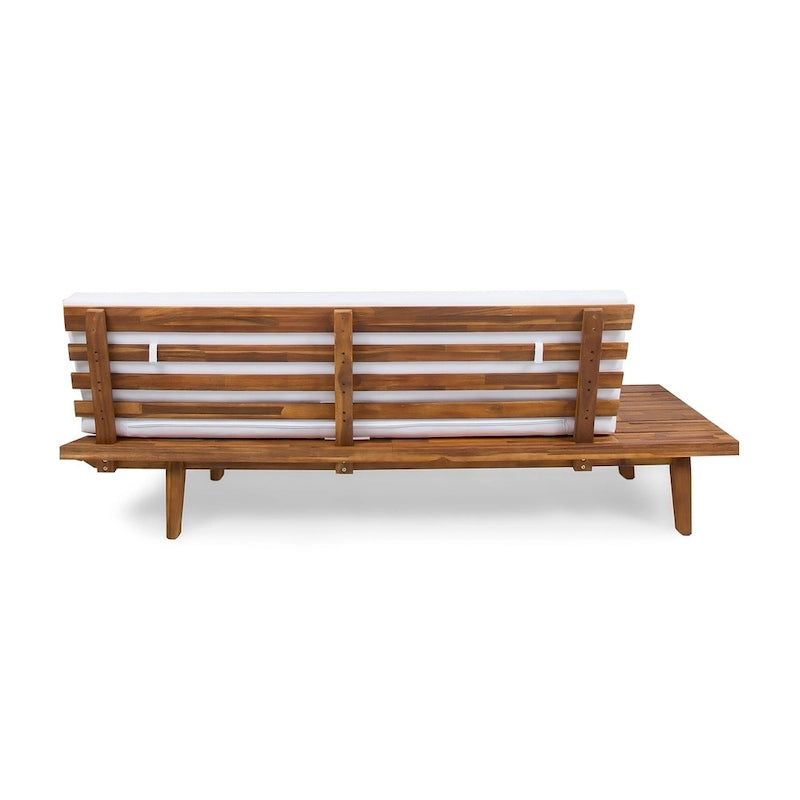 Canapé simple en bois et en tissu sur la gauche