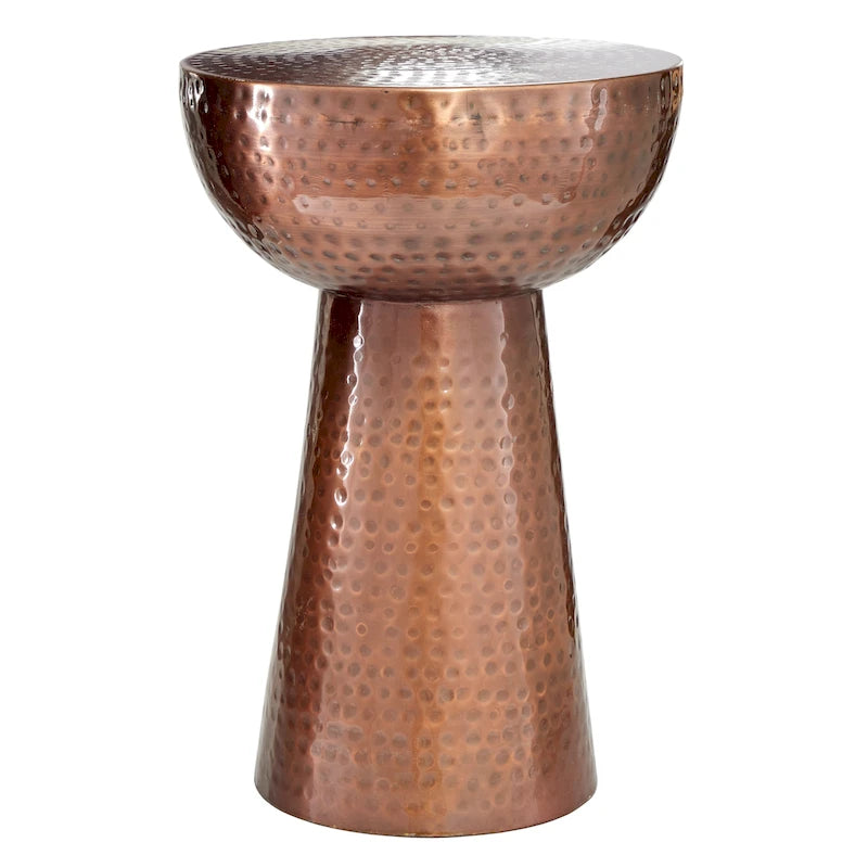 Table d'appoint en métal martelé - bronze ou cuivre.