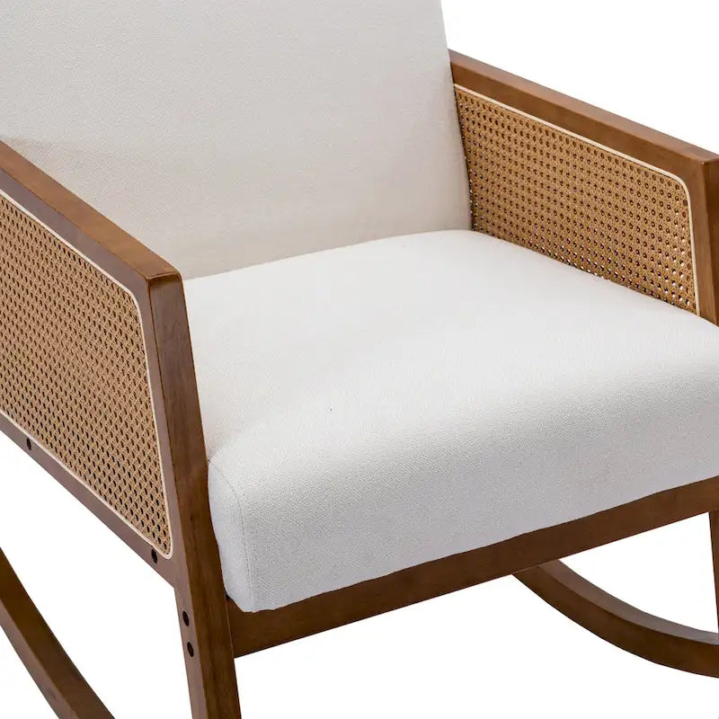 Fauteuil à bascule moderne en cuir PU avec accoudoirs en rotin