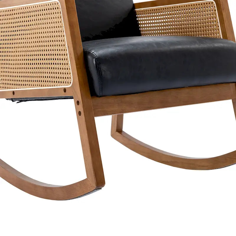 Fauteuil à bascule moderne en cuir PU avec accoudoirs en rotin