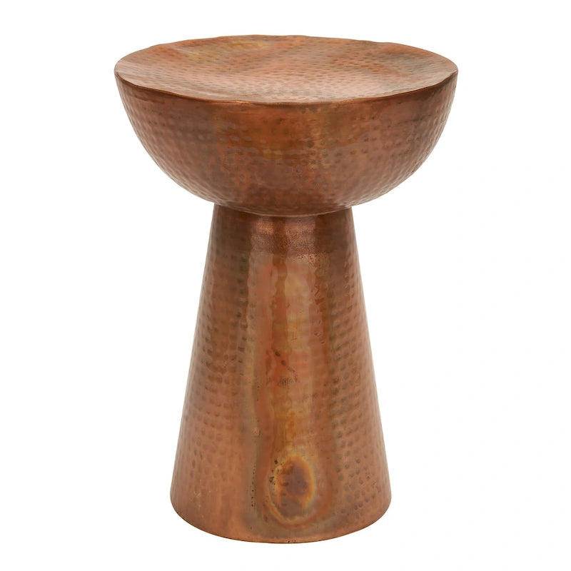 Table d'appoint en métal martelé - bronze ou cuivre.